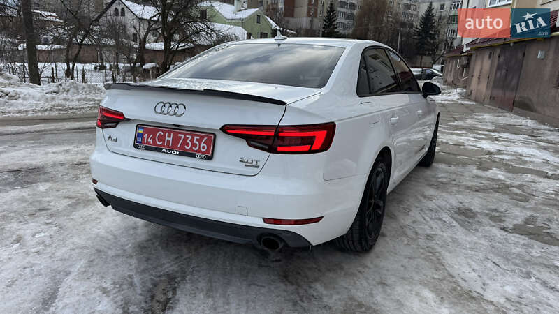 Седан Audi A4 2017 в Львові