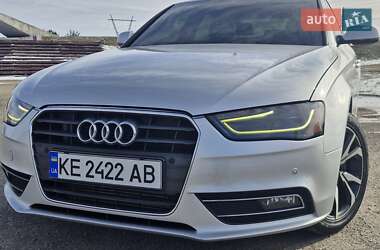 Седан Audi A4 2012 в Днепре