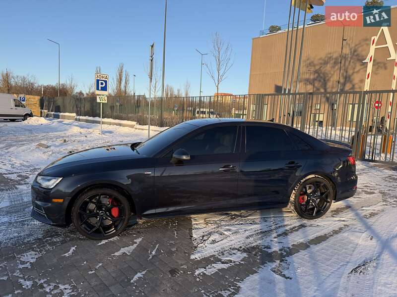 Седан Audi A4 2016 в Киеве