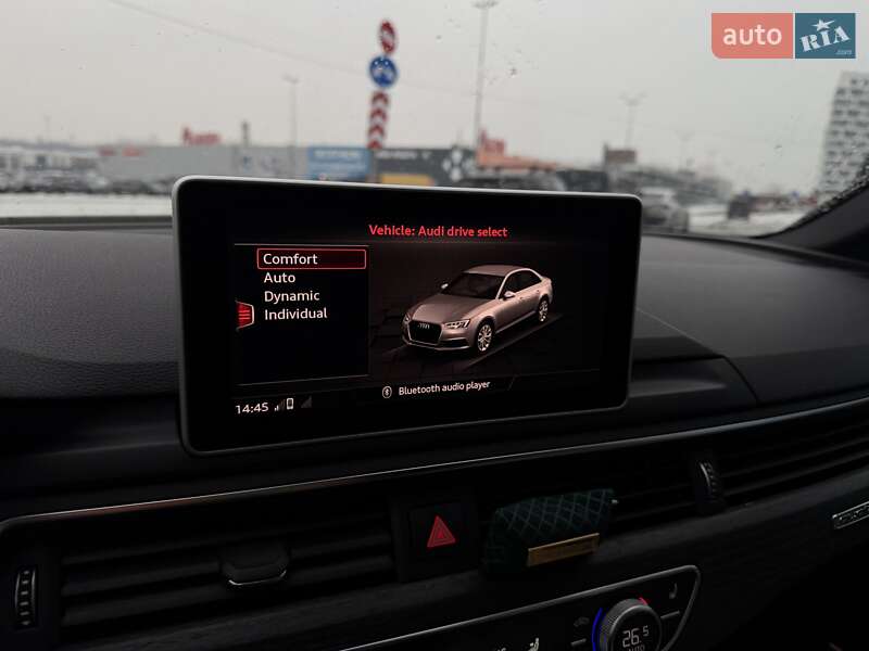 Седан Audi A4 2016 в Киеве