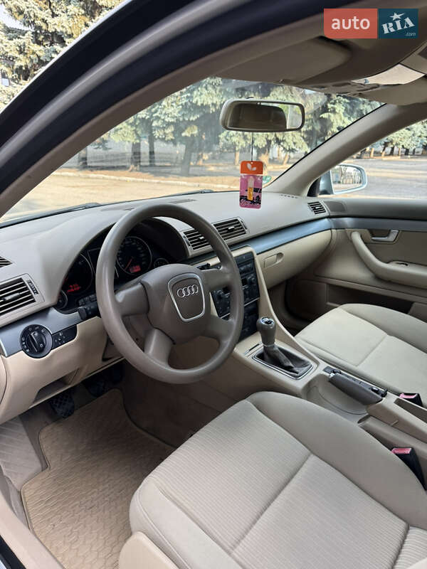 Седан Audi A4 2005 в Вознесенську