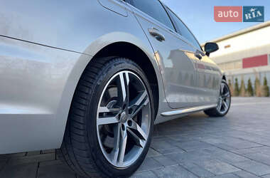 Седан Audi A4 2017 в Луцьку