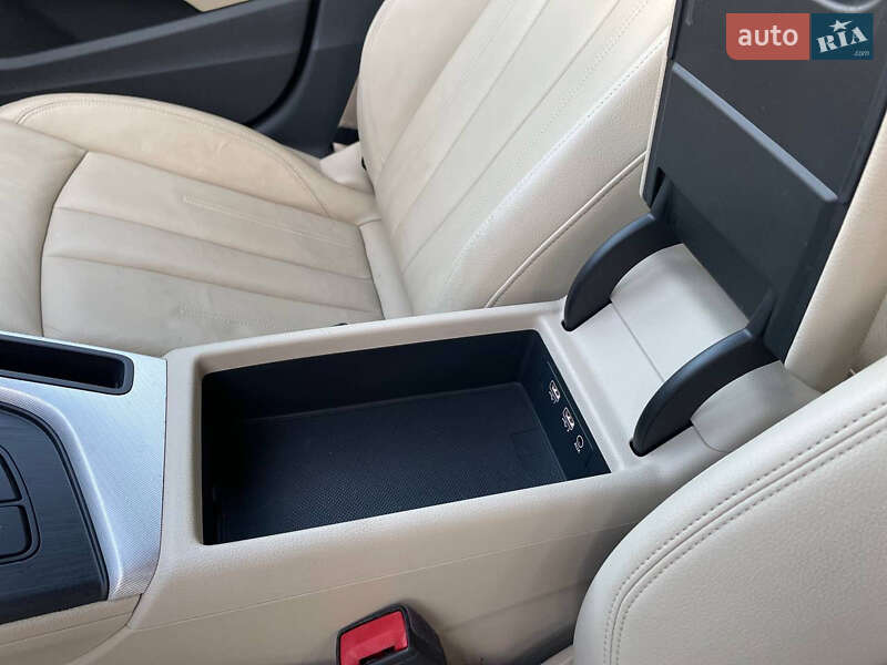 Седан Audi A4 2017 в Луцьку
