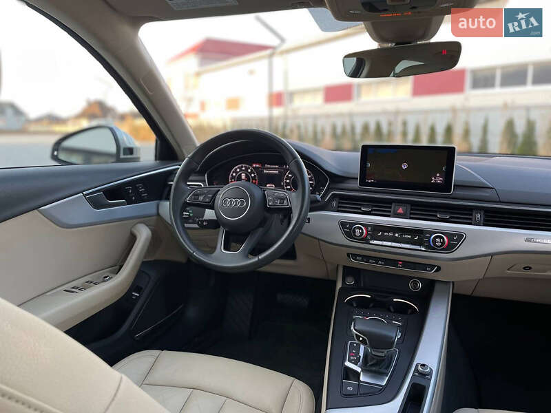 Седан Audi A4 2017 в Луцьку