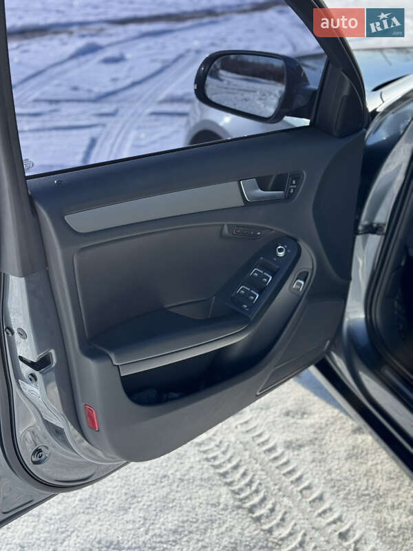 Седан Audi A4 2014 в Золотоноші