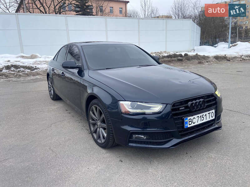 Седан Audi A4 2012 в Львові