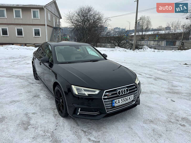 Седан Audi A4 2018 в Києві