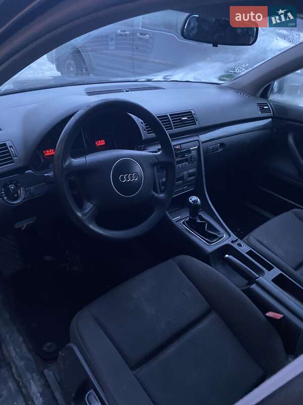 Универсал Audi A4 2002 в Черновцах