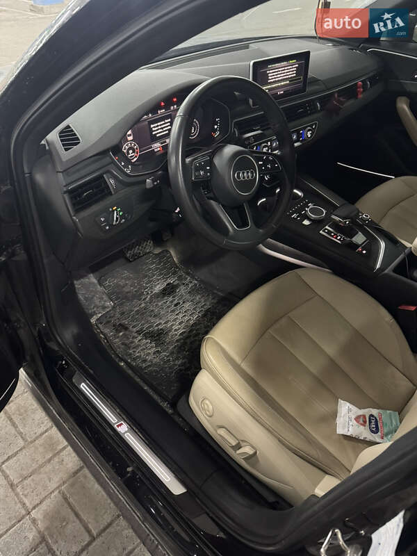 Седан Audi A4 2016 в Киеве