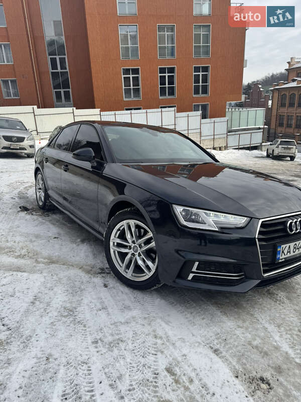 Седан Audi A4 2017 в Києві