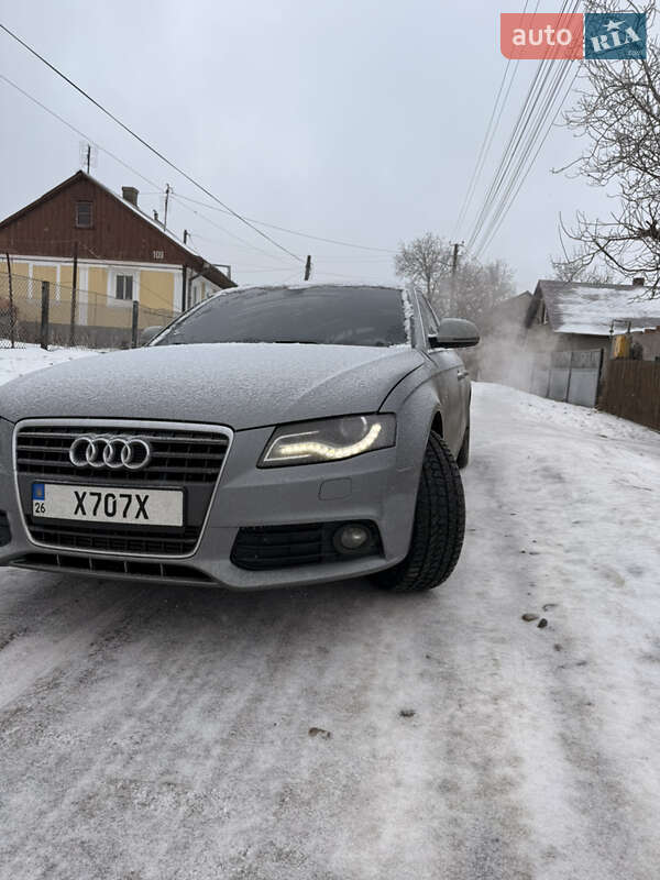 Універсал Audi A4 2010 в Чернівцях