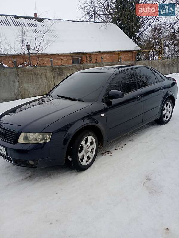 Седан Audi A4 2001 в Хмільнику