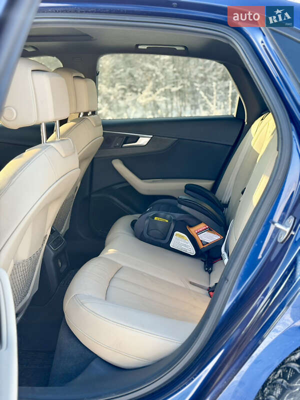 Седан Audi A4 2016 в Харкові