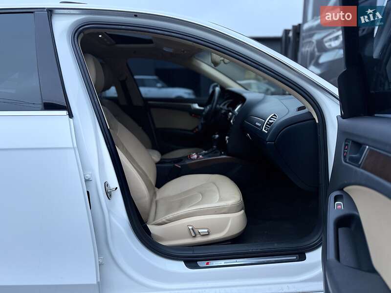 Седан Audi A4 2014 в Львові