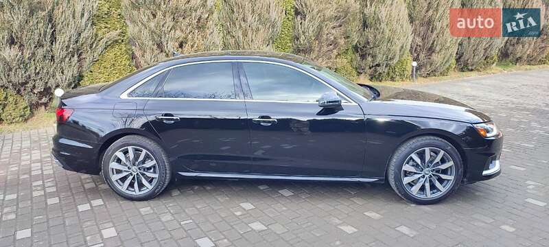 Седан Audi A4 2020 в Хмельницькому