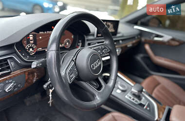 Седан Audi A4 2018 в Шептицькому