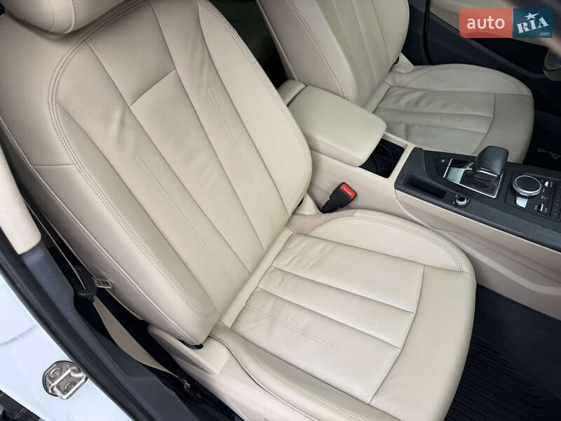 Седан Audi A4 2018 в Хмельницькому