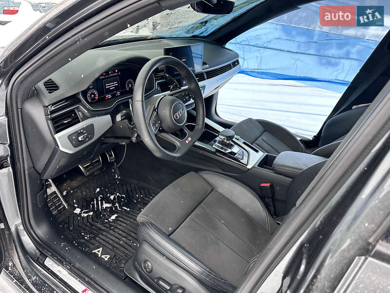 Седан Audi A4 2020 в Буче