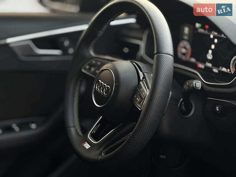 Універсал Audi A4 2020 в Дрогобичі