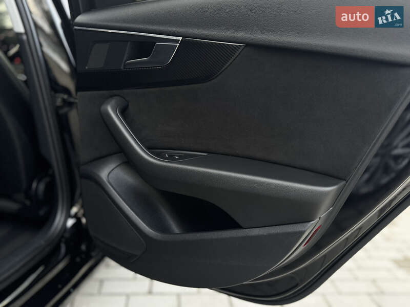 Універсал Audi A4 2020 в Дрогобичі