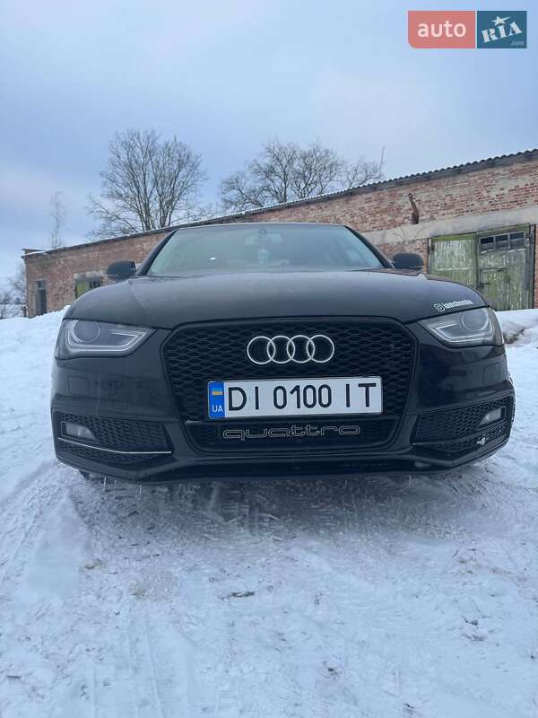 Седан Audi A4 2015 в Ємільчиному