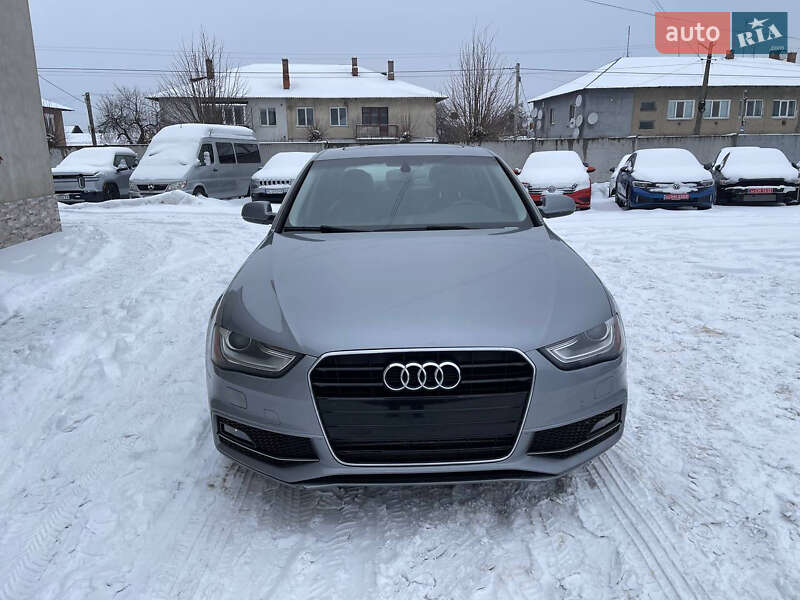 Седан Audi A4 2014 в Луцке