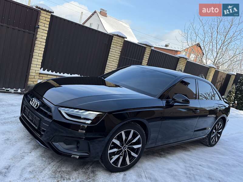 Седан Audi A4 2023 в Вінниці