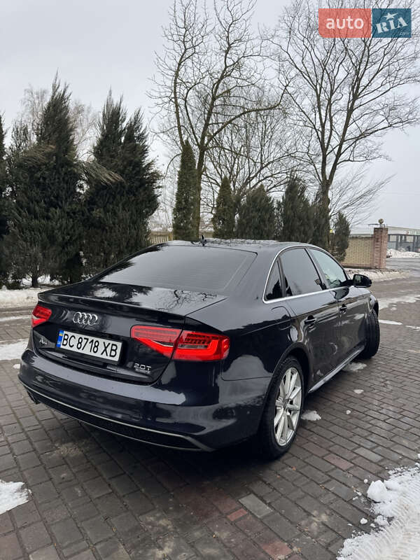 Седан Audi A4 2015 в Самборе