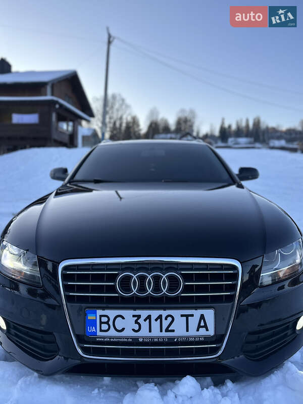 Универсал Audi A4 2009 в Яворове
