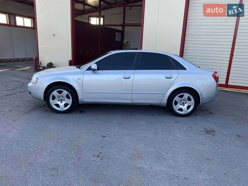 Седан Audi A4 2002 в Коростені