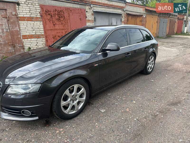 Універсал Audi A4 2009 в Сумах