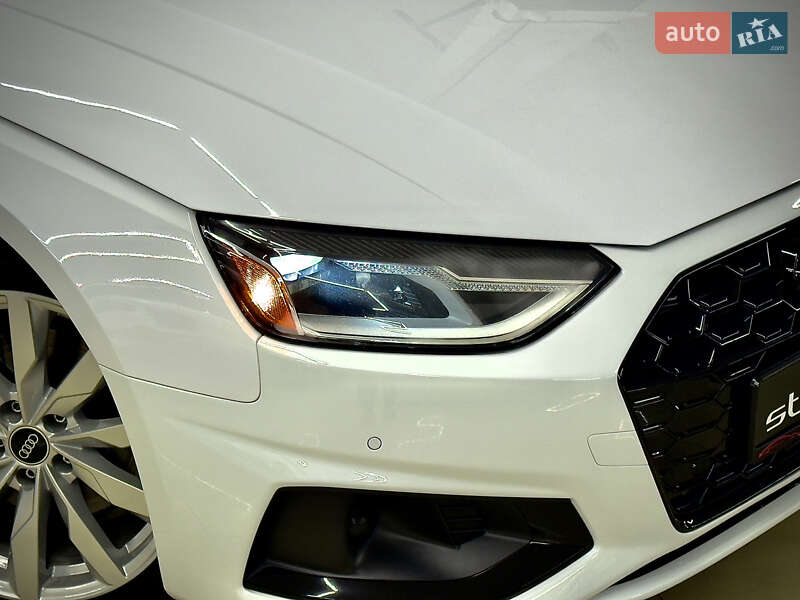 Седан Audi A4 2021 в Миколаєві