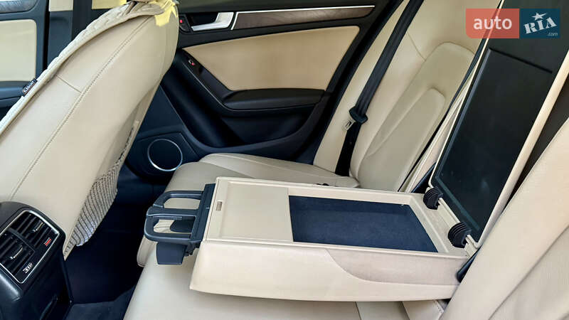 Седан Audi A4 2014 в Миколаєві