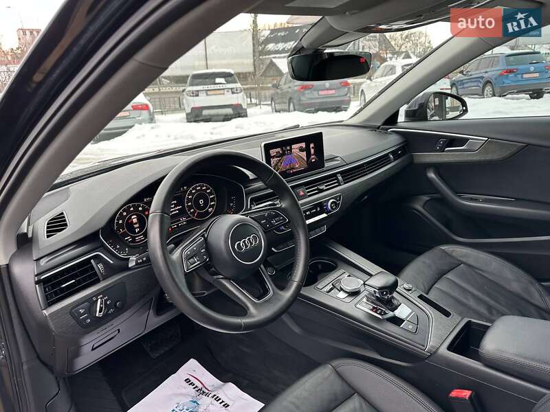 Седан Audi A4 2017 в Львові