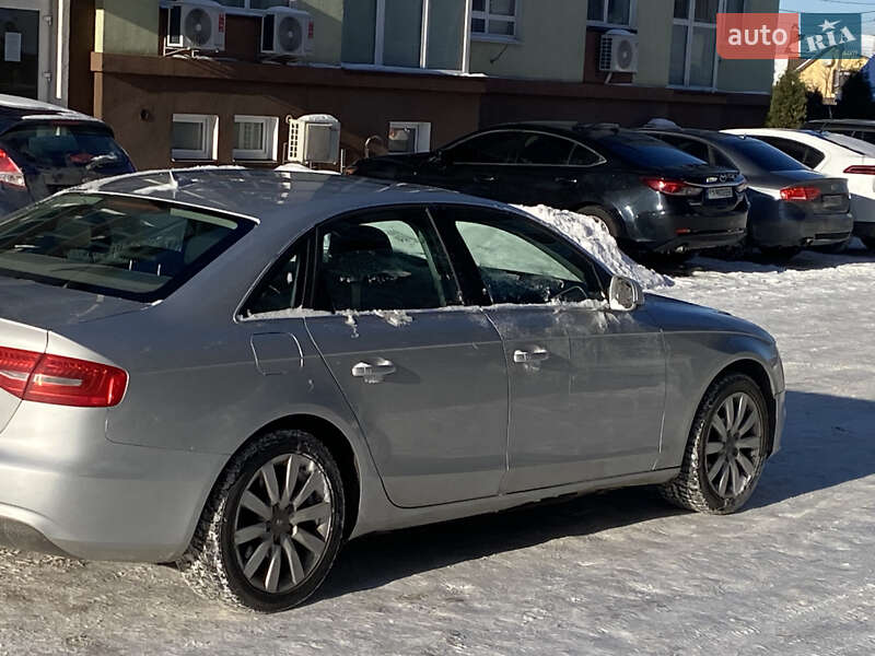 Седан Audi A4 2012 в Киеве фото 4 Седан Audi A4 2012 в Киеве
