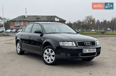 Седан Audi A4 2001 в Володимирі