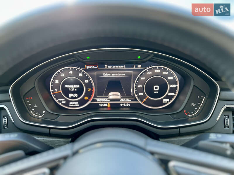 Седан Audi A4 2016 в Киеве