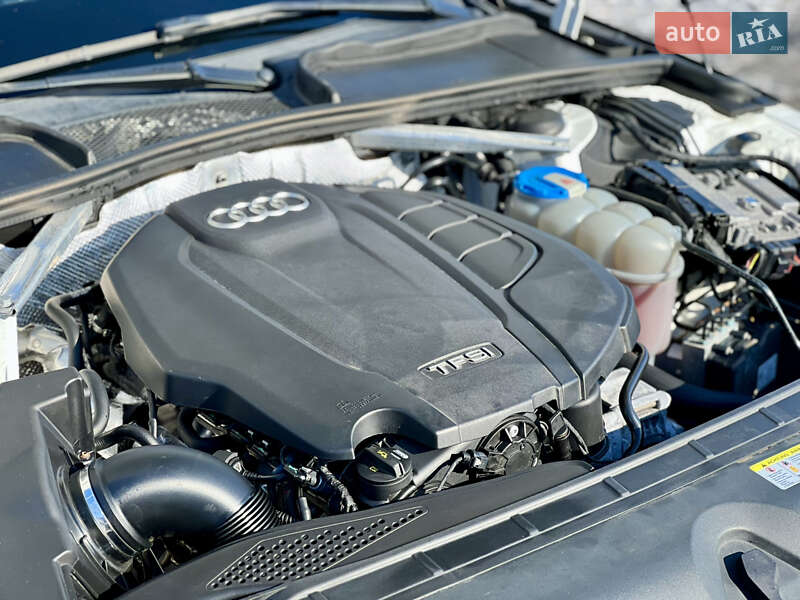 Седан Audi A4 2016 в Киеве