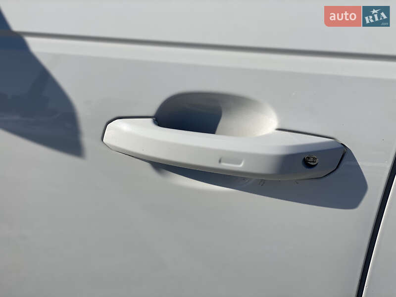 Седан Audi A4 2016 в Києві