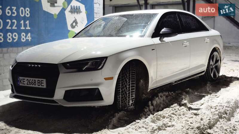 Седан Audi A4 2017 в Днепре