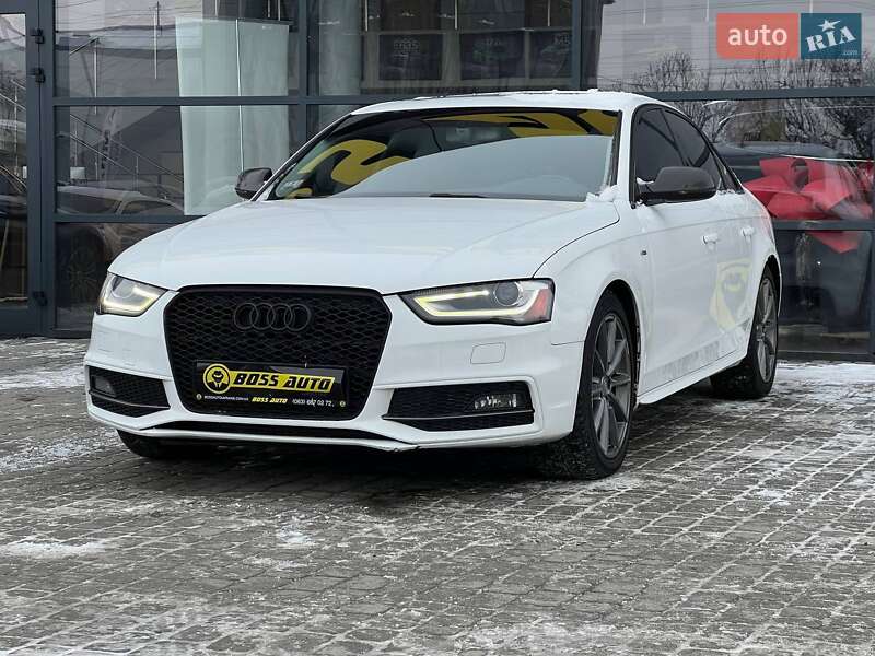 Седан Audi A4 2014 в Ивано-Франковске