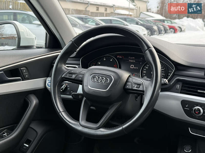 Универсал Audi A4 2017 в Луцке