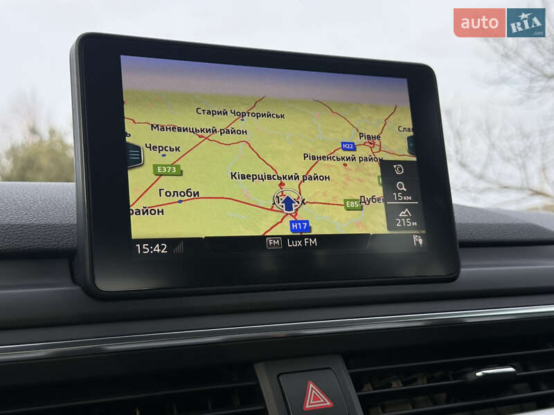 Универсал Audi A4 2017 в Луцке