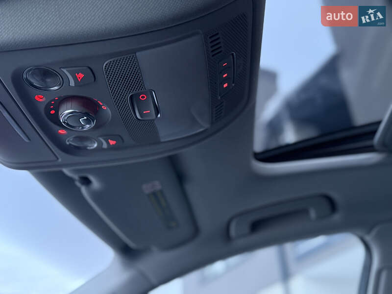 Седан Audi A4 2012 в Тернополі