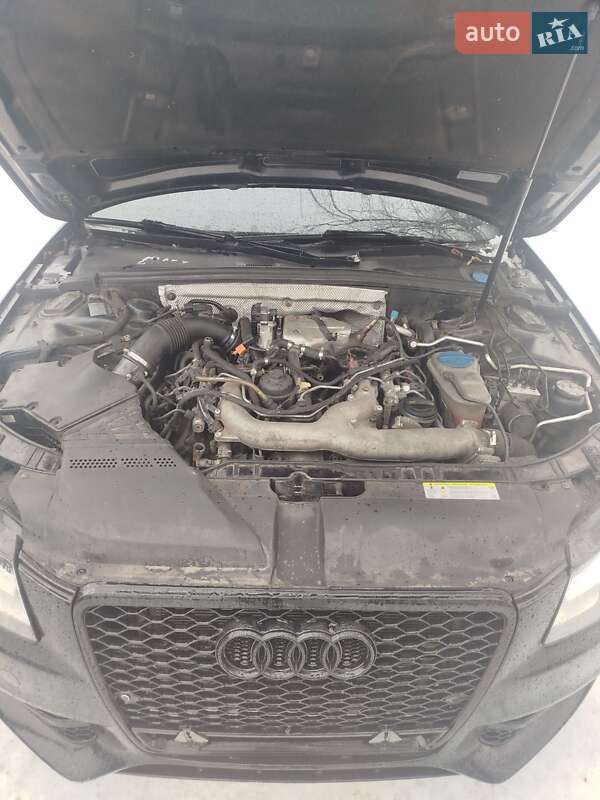 Седан Audi A4 2011 в Люботині