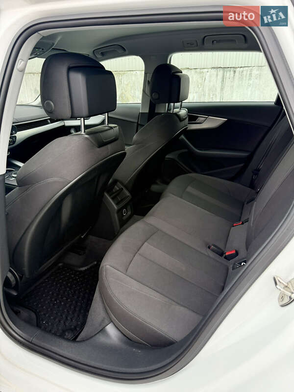 Універсал Audi A4 2019 в Києві фото 10 Універсал Audi A4 2019 в Києві