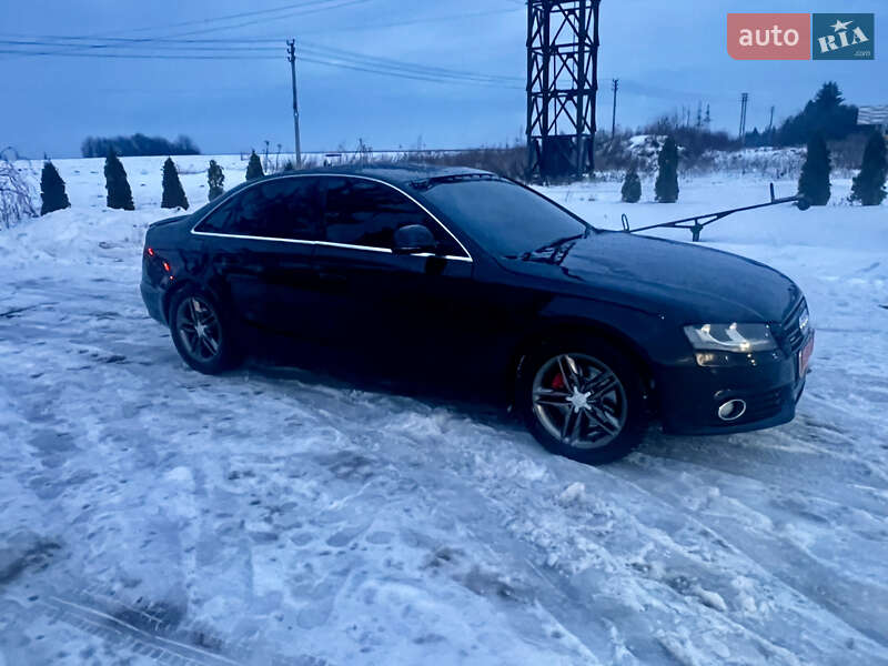 Седан Audi A4 2011 в Тернополі