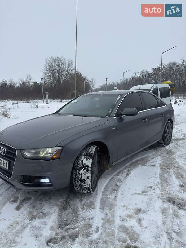 Седан Audi A4 2013 в Вінниці