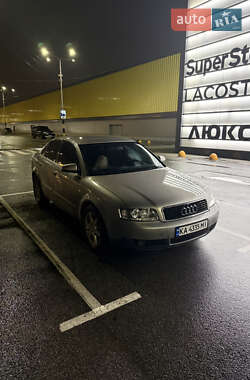 Седан Audi A4 2003 в Киеве