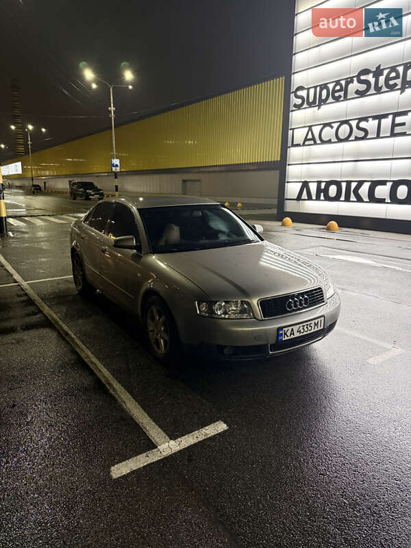Седан Audi A4 2003 в Киеве